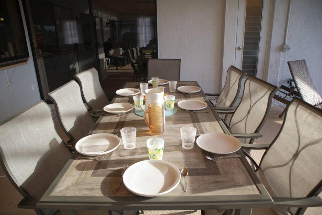 Cozy Retreat, Heated Pool, Water Canal, Bikes,3 Bedroom كيب كورال المظهر الخارجي الصورة