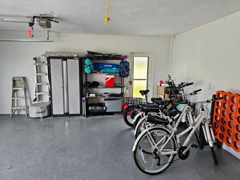 Cozy Retreat, Heated Pool, Water Canal, Bikes,3 Bedroom كيب كورال المظهر الخارجي الصورة