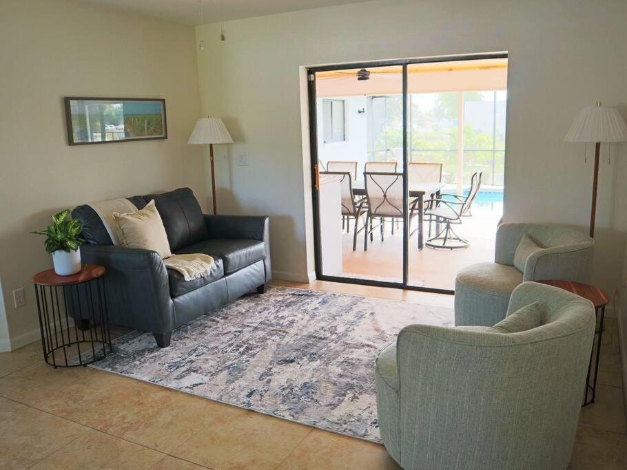Cozy Retreat, Heated Pool, Water Canal, Bikes,3 Bedroom كيب كورال المظهر الخارجي الصورة